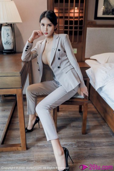 其实我不快乐 歌词